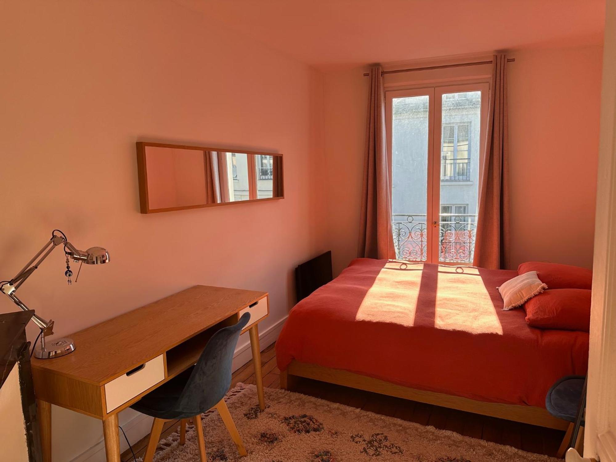 Apartment Quiet Hill Of Montmartre Paris